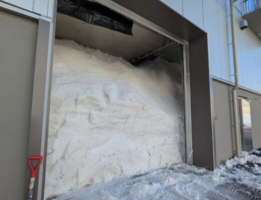ついに、雪室が満タンになりました！